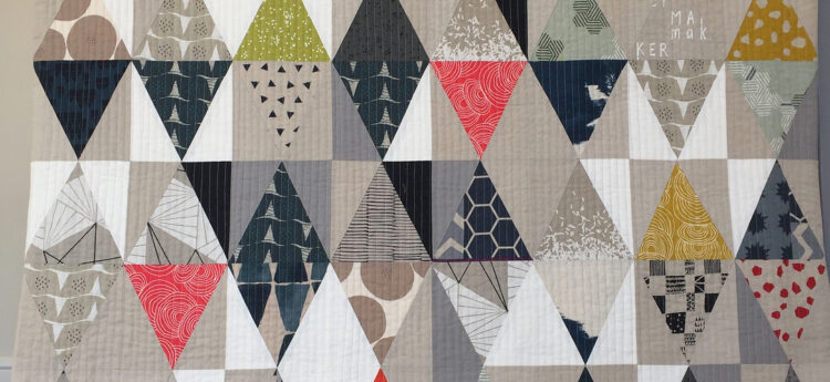 Luna Lovequilts - Inspiration blog post series - Triangles linen quilt by Sarah Hibbert