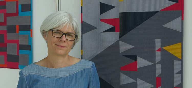 art-tex exhibition at Nadelwelt Karlsruhe 2018 - improv quilts by Sophie Zaugg