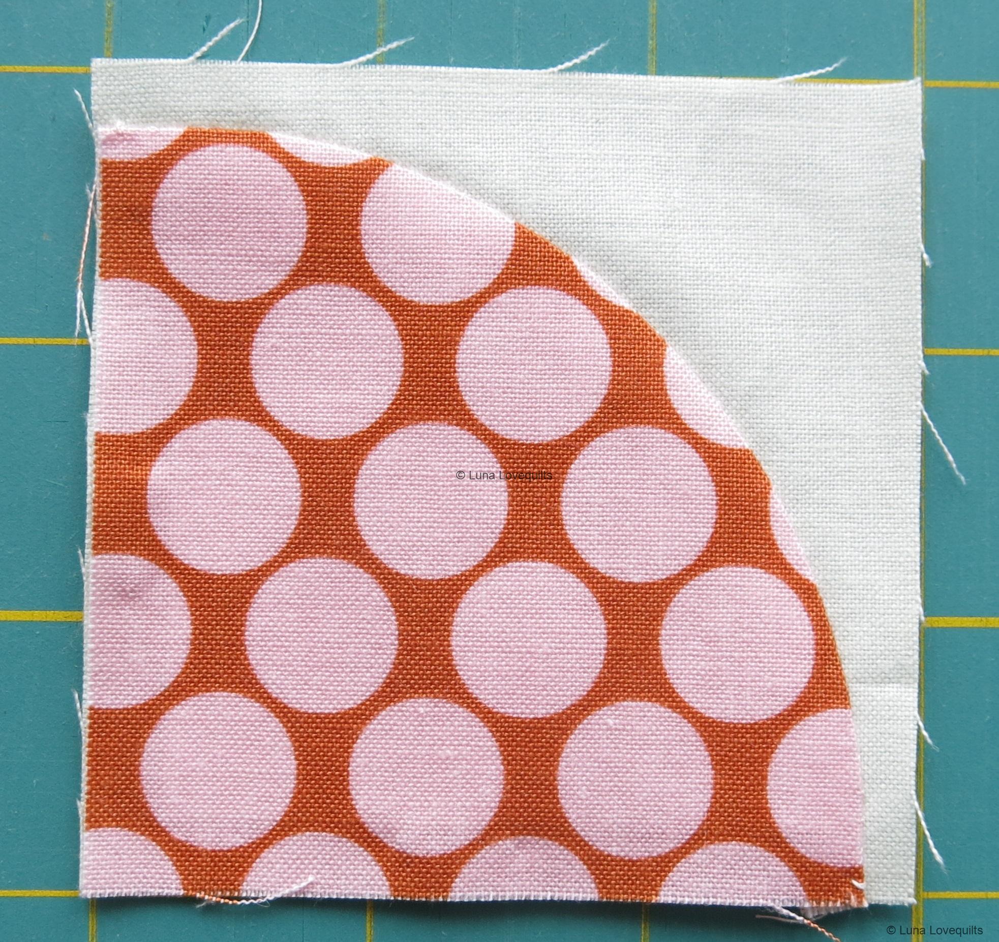 Luna Lovequilts - Quilting Tutorial - Hand Applique Quarter Circle with Freezer Paper