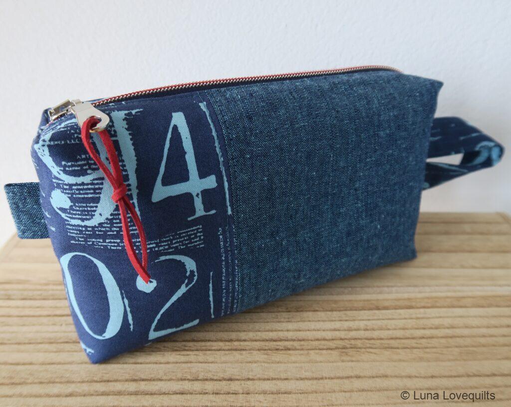 Luna Lovequilts - Boxy Pouch - digits in blue version