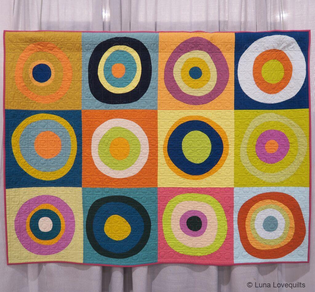 Quiltcon 2022 - Quilt made by Carolina Oneto