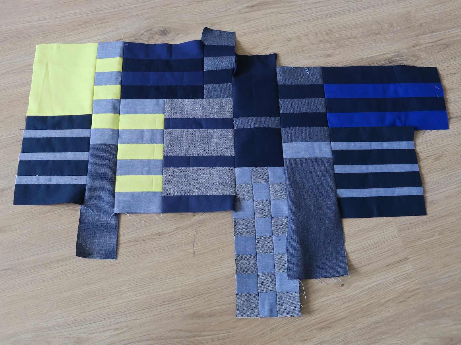 Sophie Zaugg – Quilt – Cityscape – Piecing in Progress Sophie Zaugg - Quilt - Cityscape - Piecing in Progress