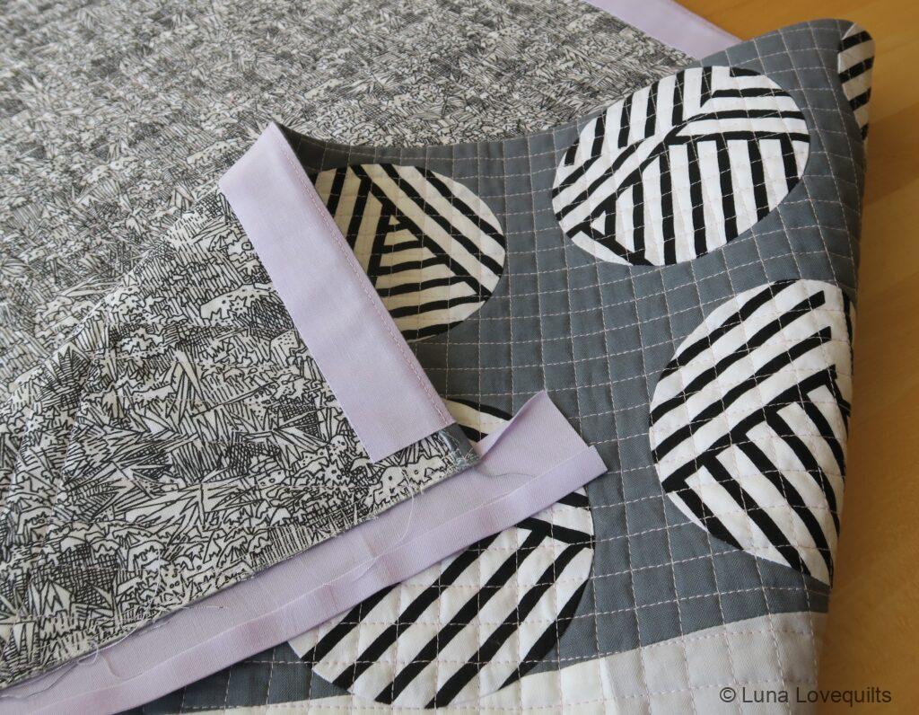 Lunalovequilts - New quilting project #2 - Facing