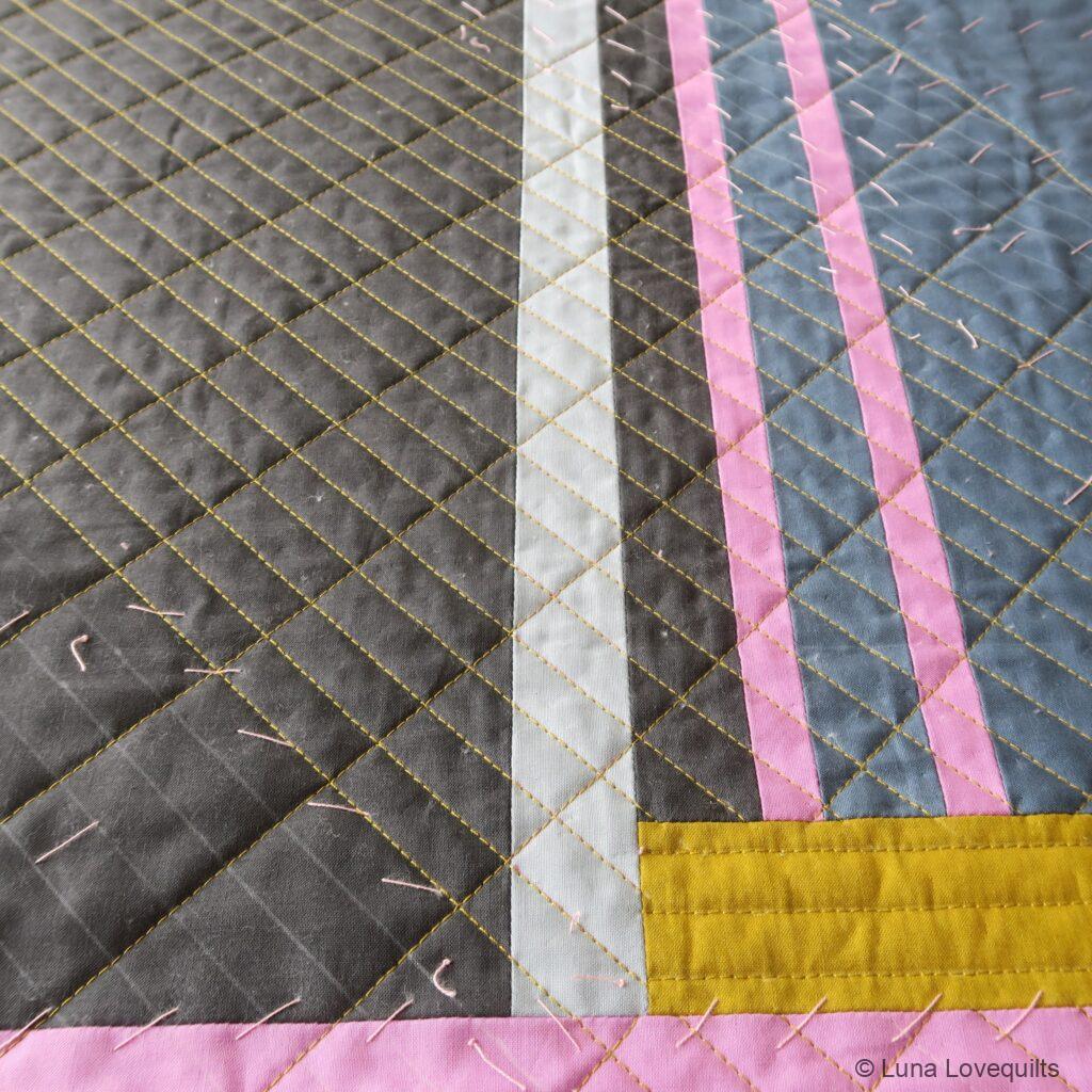 Lunalovequilts - New quilting project #6 -Quilting in progress