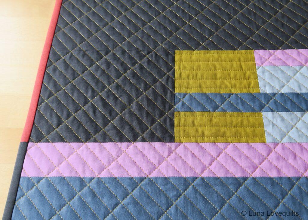 Luna Lovequilts - Fragment II Quilt - Quilting detail