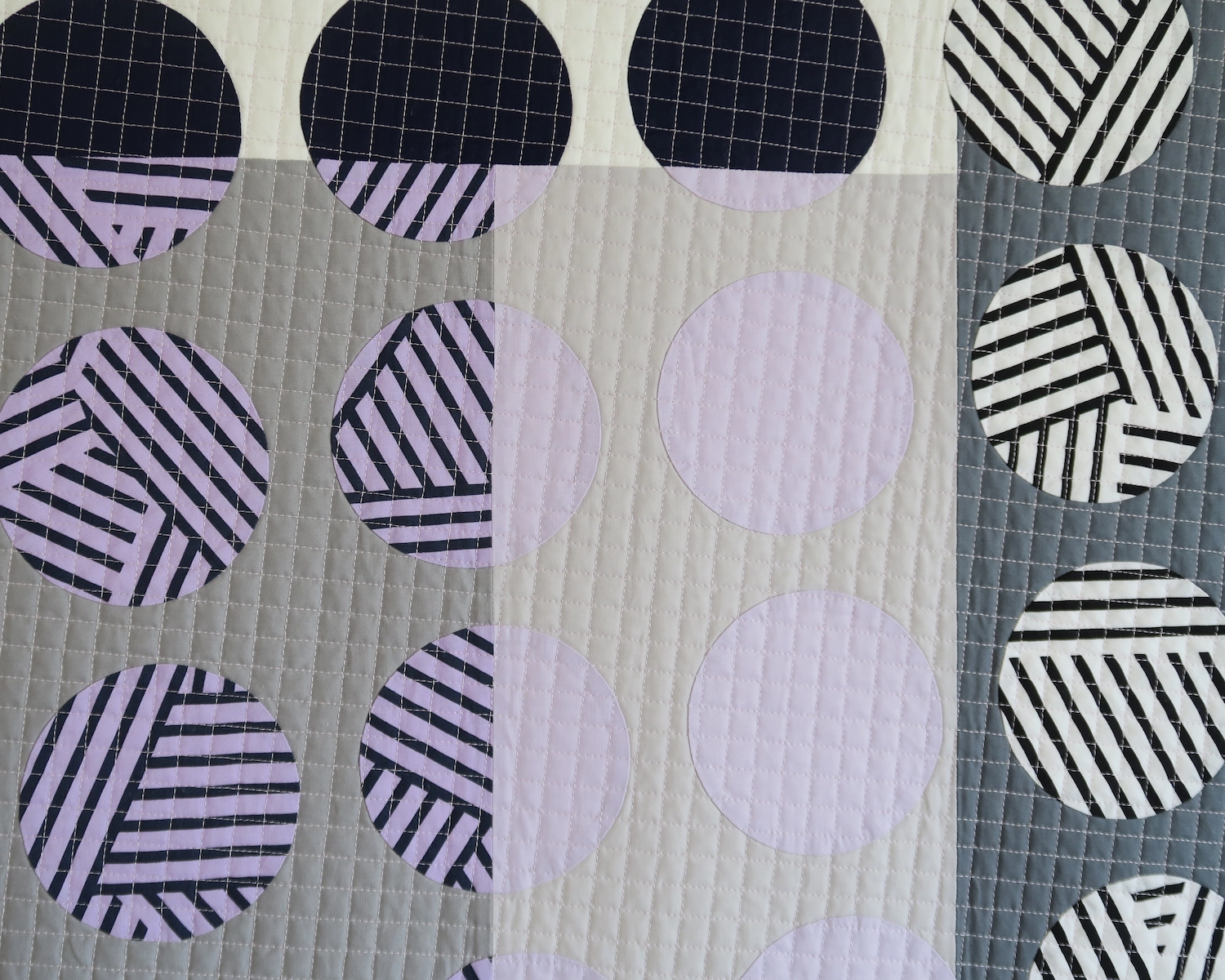 Sophie Zaugg - Quilt - Hand Appliqué Circles