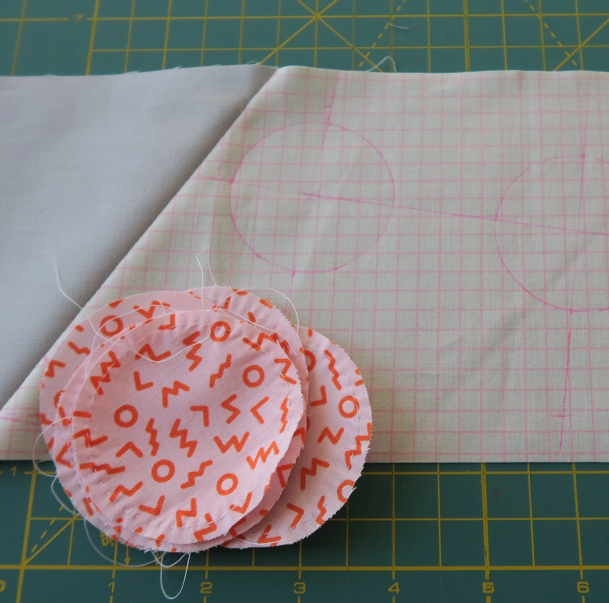 Sophie Zaugg – Quilt – Gelateria – Hand Appliqué Method Sophie Zaugg - Quilt - Gelateria - Hand Appliqué Method