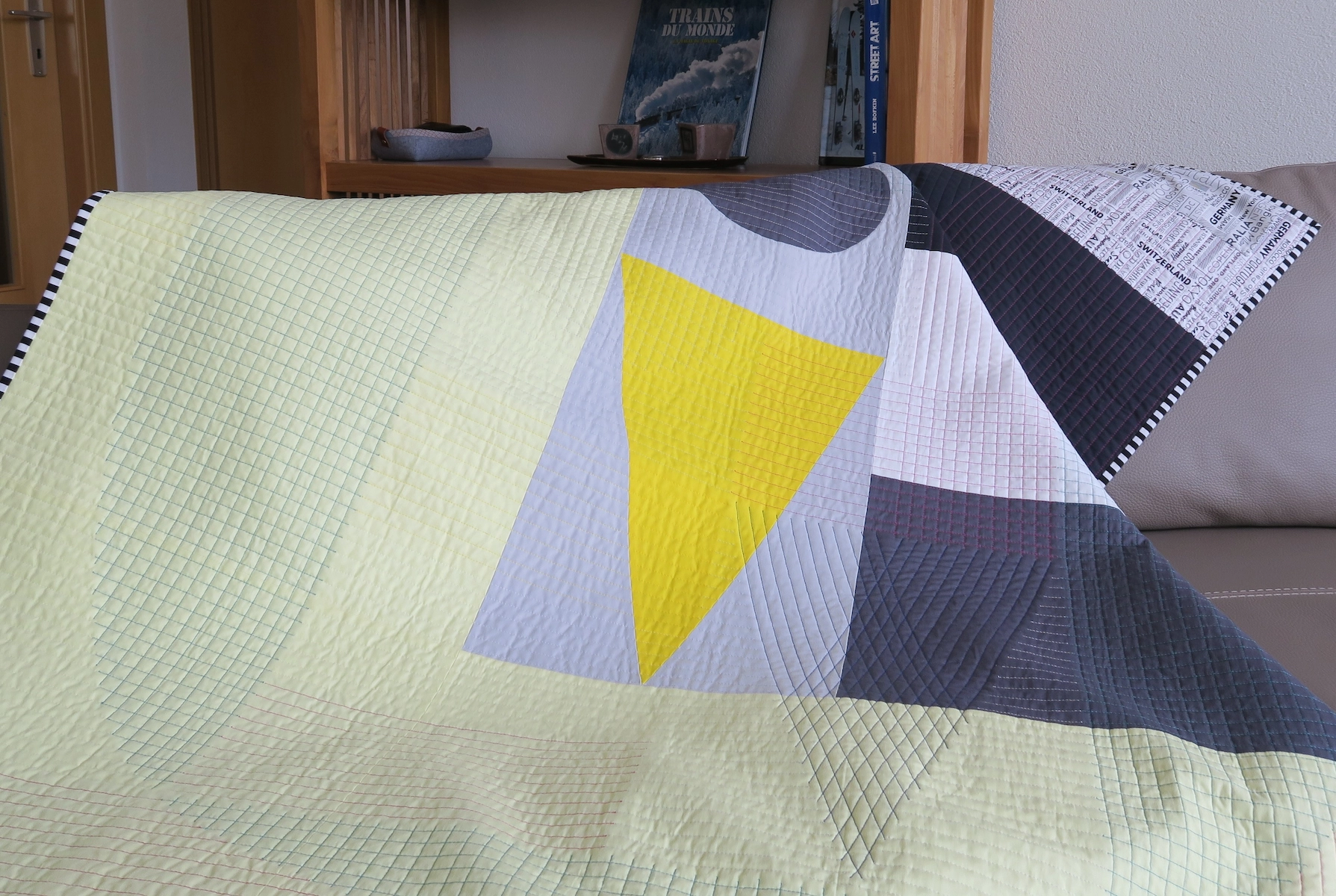 Sophie Zaugg – Quilt – LOVE – Pieced Back Sophie Zaugg - Quilt - LOVE - Pieced Back