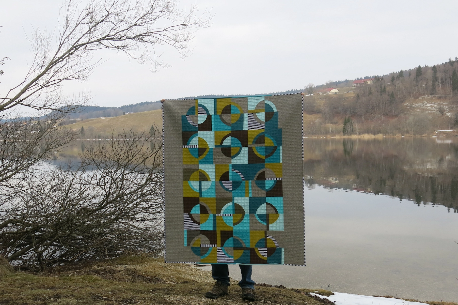 Sophie Zaugg - Quilt - Retro - Full - Outside