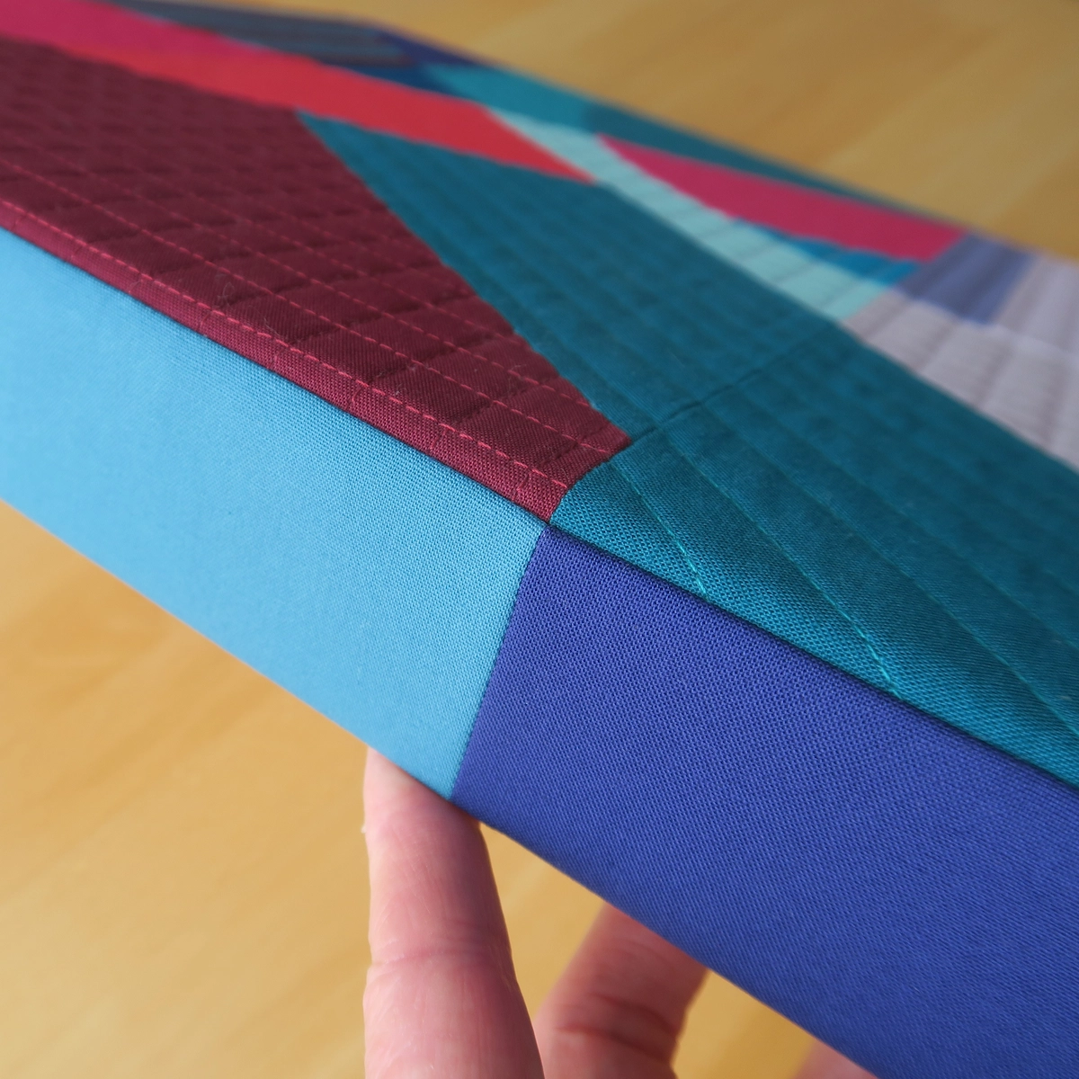 Luna Lovequilts - Tutorials - Canvas - Side