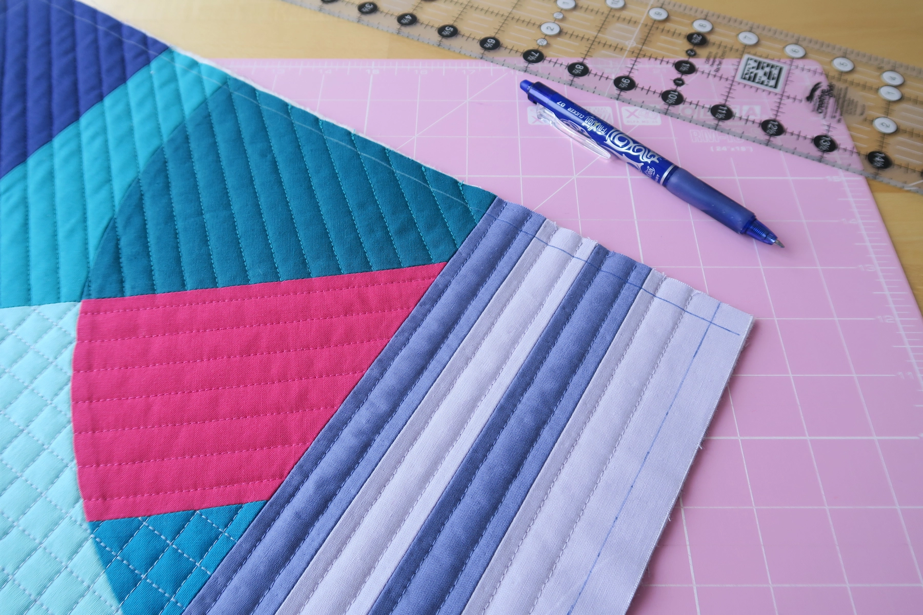 Luna Lovequilts - Tutorials - Trimming - Marking