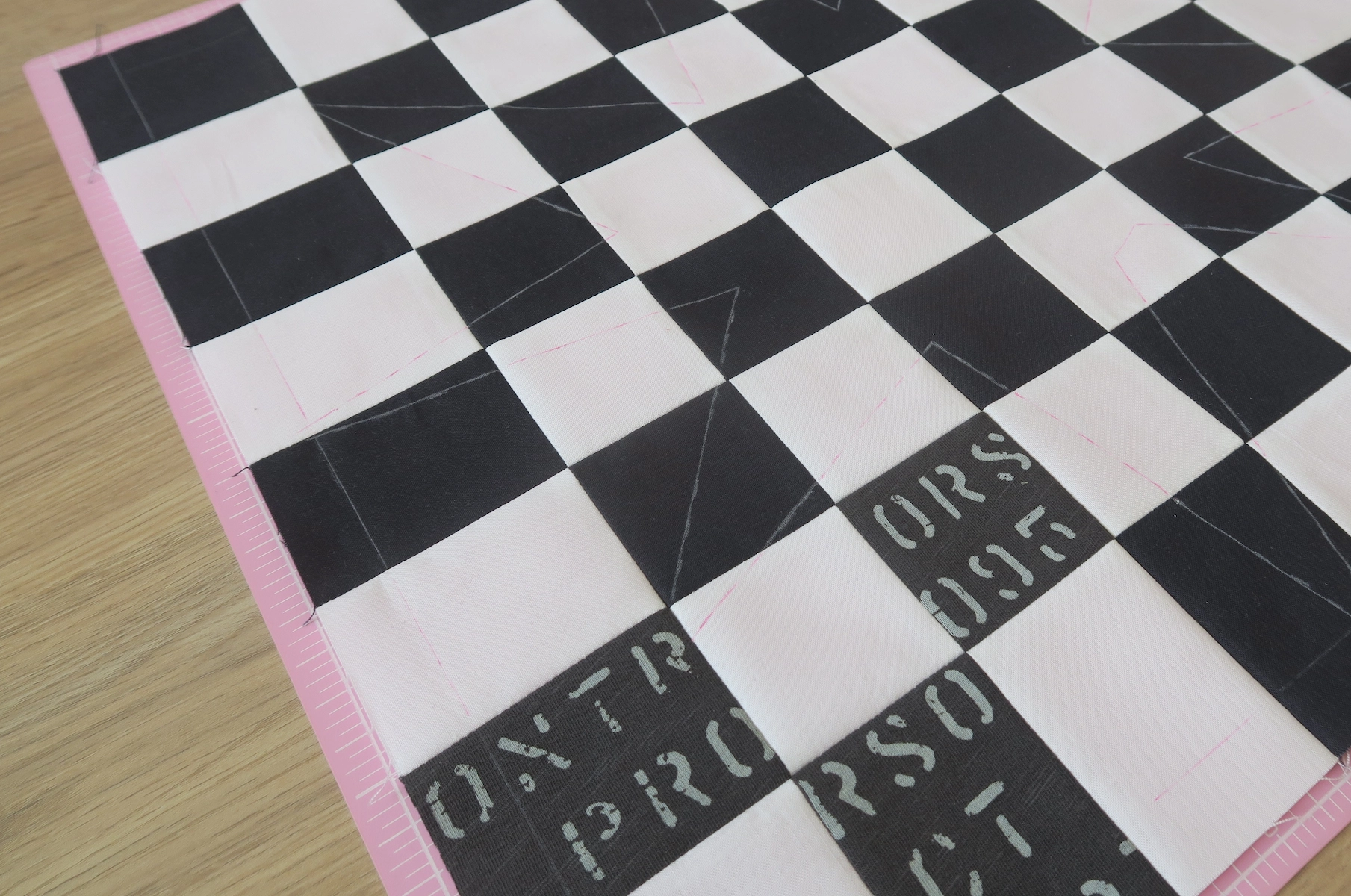 Luna Lovequilts - Tutorials - Trimming - Planning