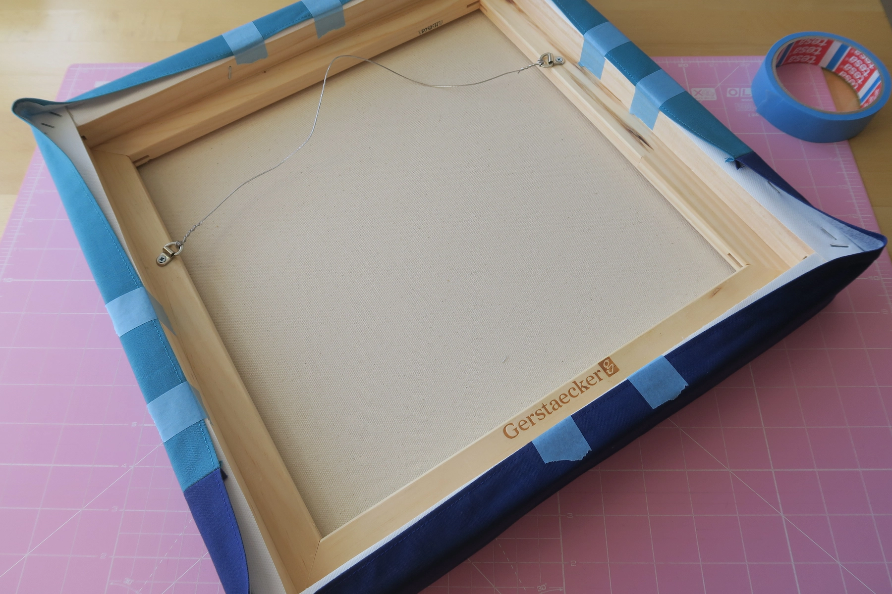 Luna Lovequilts - Tutorials - Canvas - Masking Tape