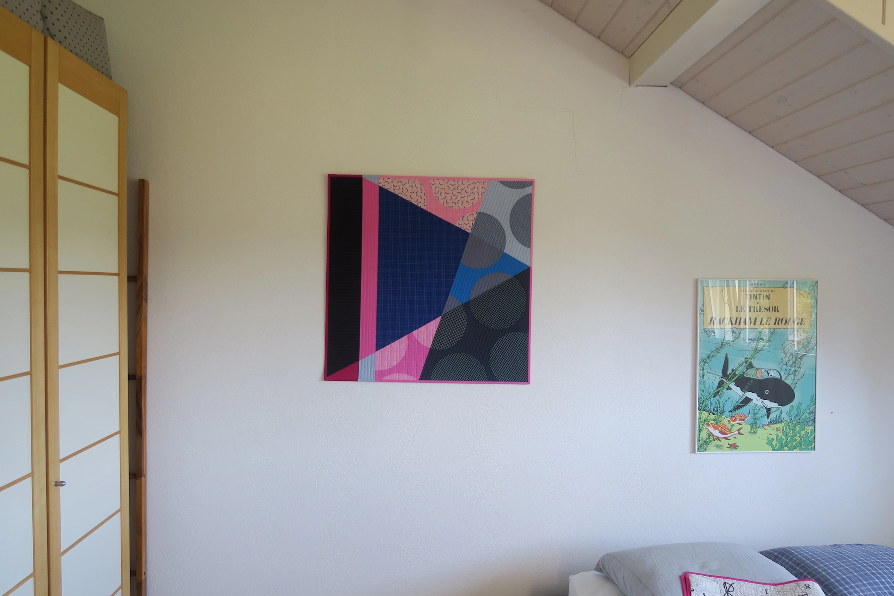 Luna Lovequilts - Quilt Photography - Full Picture not focused
