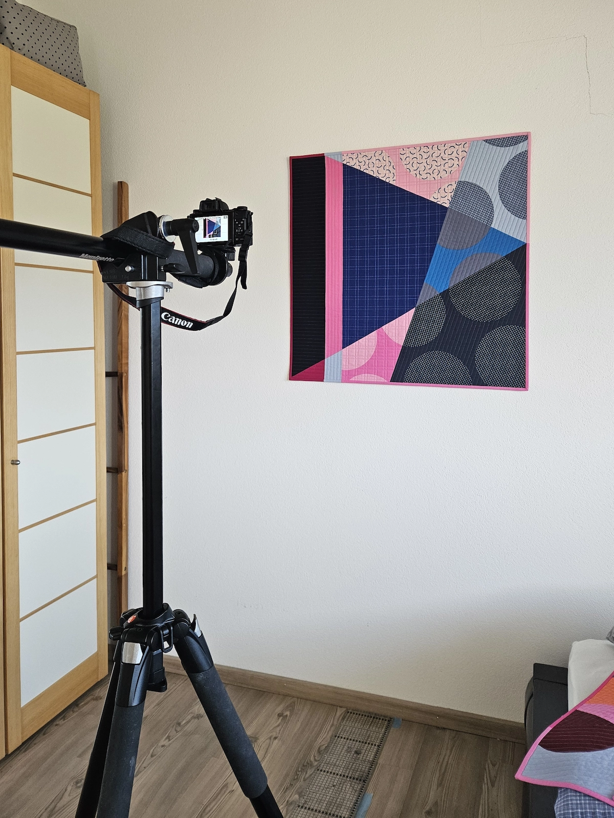 Luna Lovequilts - Quilt Photography - Material
