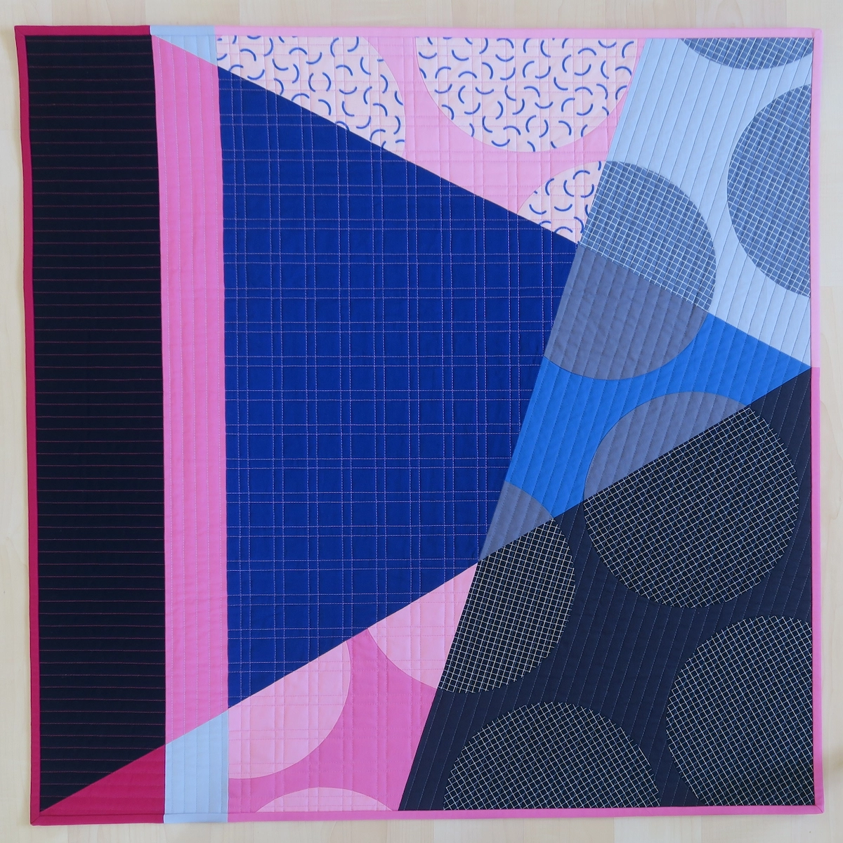 Luna Lovequilts - Quilt Photography - On the Floor
