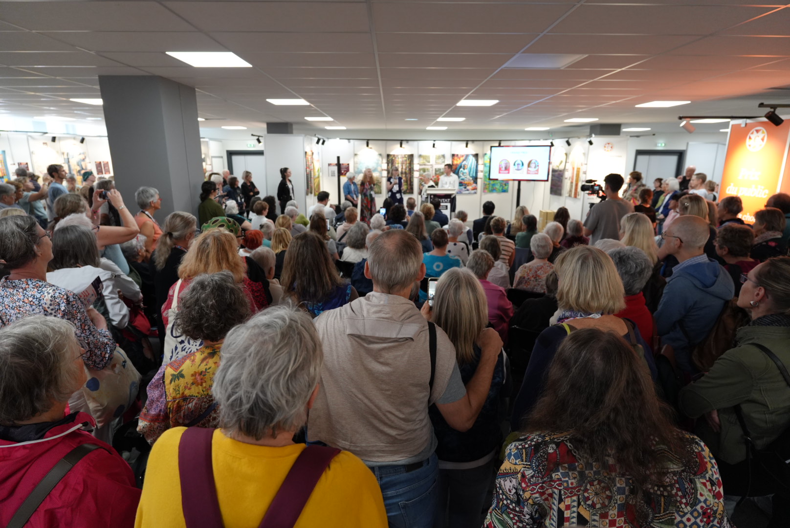 Carrefour European Patchwork Meeting 2026 – Habitat Contest – The public at the Awards Ceremony Carrefour European Patchwork Meeting 2026 - Habitat Contest - The public at the Awards Ceremony